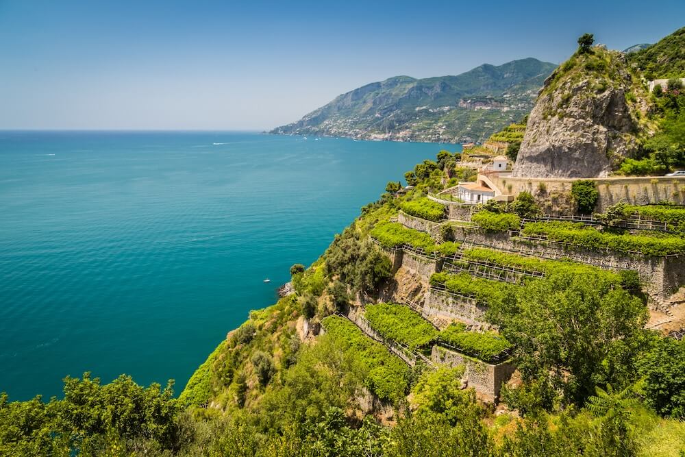 Amalfi coast green to water transition