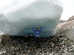 holding up ice